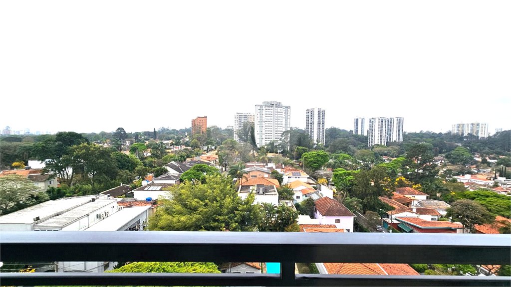 Cobertura à venda com 4 quartos, sendo 3 suítes, em Alto da Boa Vista, São Paulo, SP