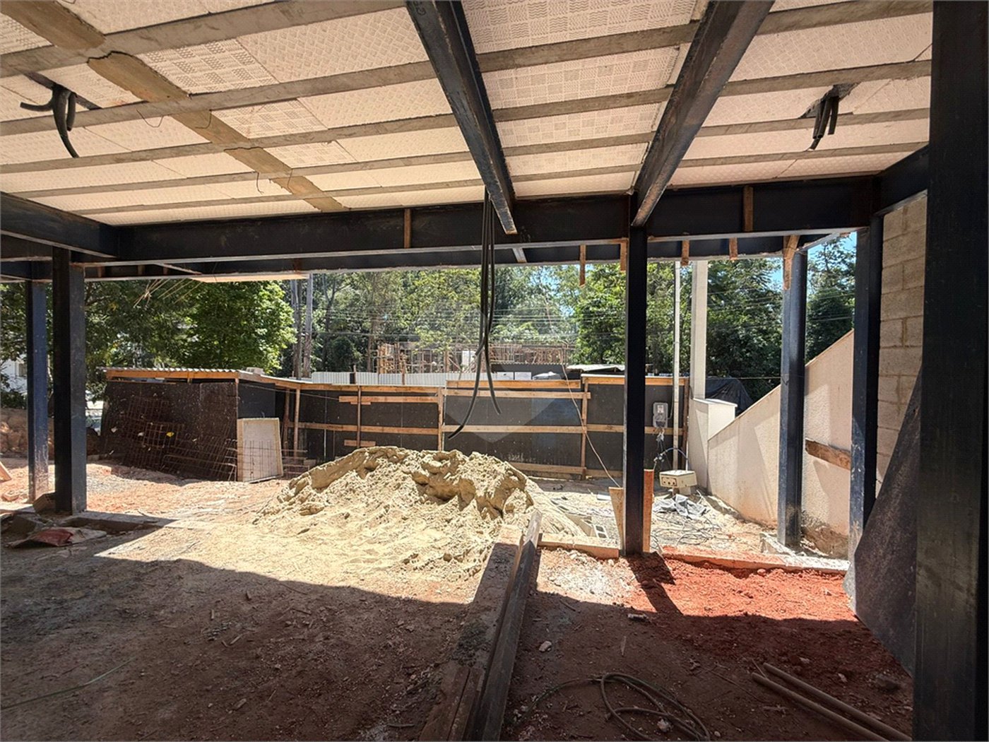 Casa à venda com 4 suítes no condomínio Reserva Cantareira, São Paulo - SP