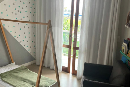 Casa à venda com 3 quartos, sendo 1 suíte,  em Vila Suissa, Mogi das Cruzes, SP