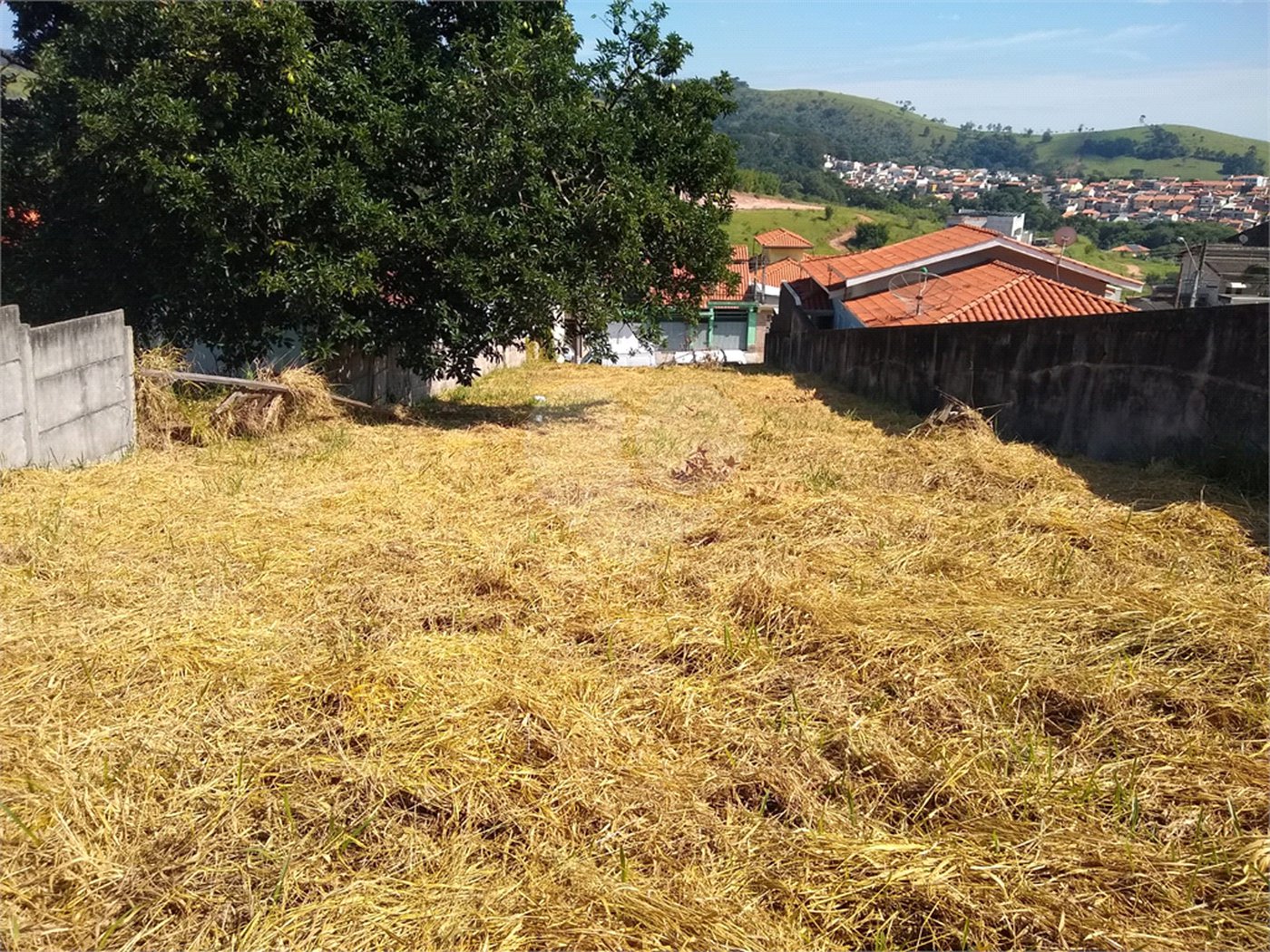 Terreno à venda no Centro, Bom Jesus dos Perdões, SP