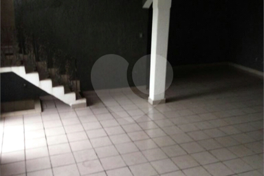 Sobrado à venda com 4 quartos em Jardim Ana Maria, Santo André, SP