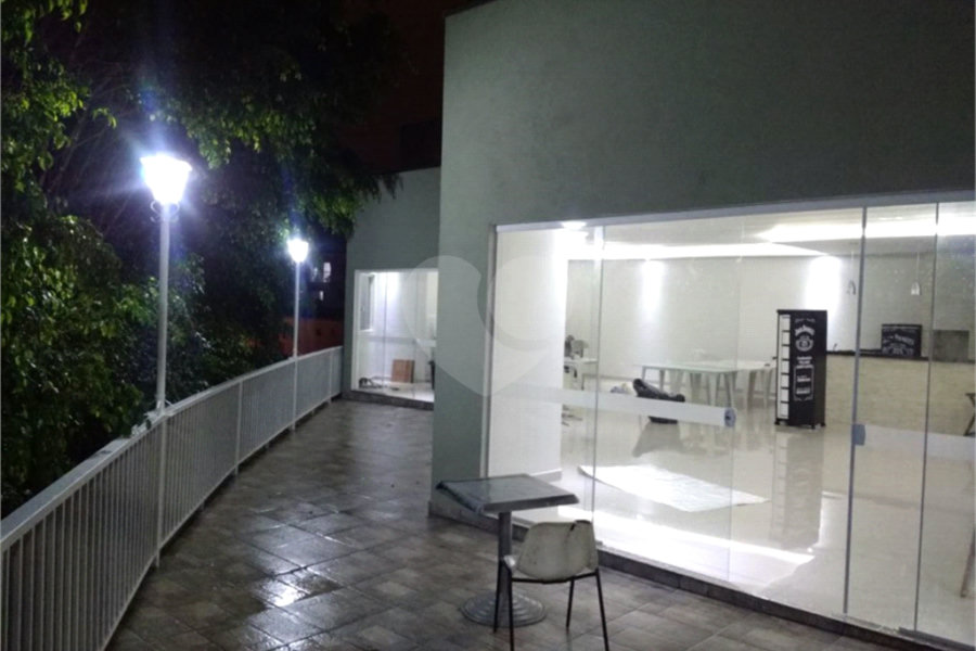 Casa à venda com 3 quartos, sendo 1 suíte,  no condomínio Village St. Louis, São Paulo - SP