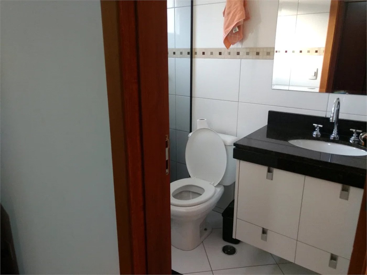 Sobrado à venda com 4 suítes em Cidade São Francisco, São Paulo, SP