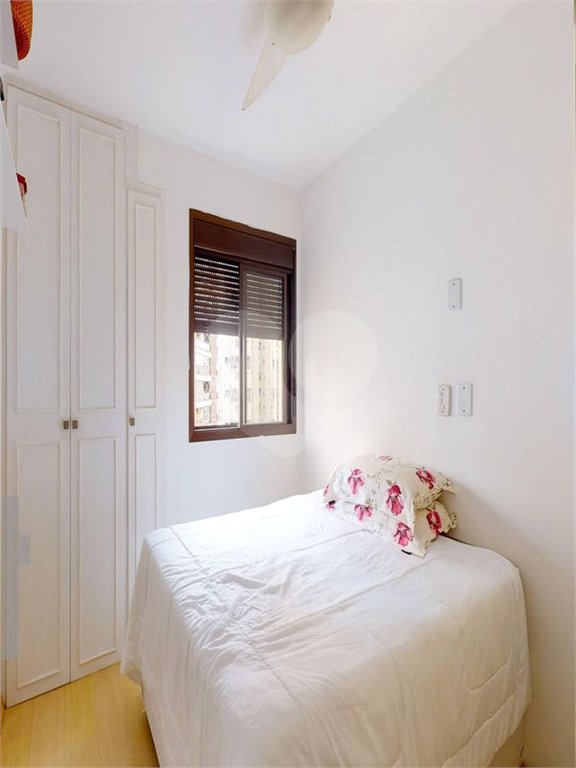 Apartamento à venda com 2 quartos, sendo 1 suíte, em Moema, São Paulo, SP
