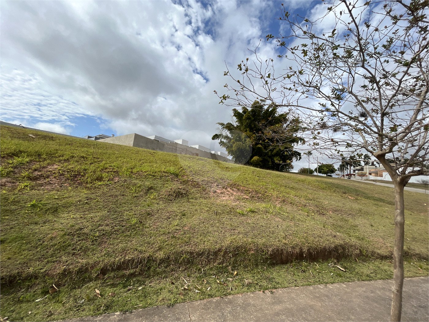 Terreno à venda no condomínio Fazenda Jequitibá, Sorocaba - SP