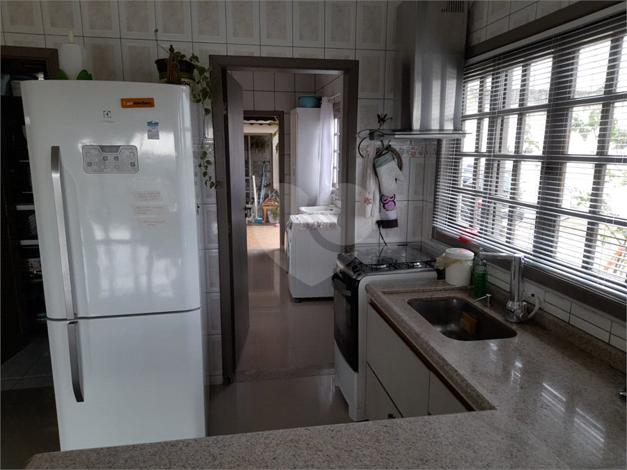 Casa à venda com 3 quartos, sendo 2 suítes, no condomínio Outeiro das Flores, Itupeva - SP