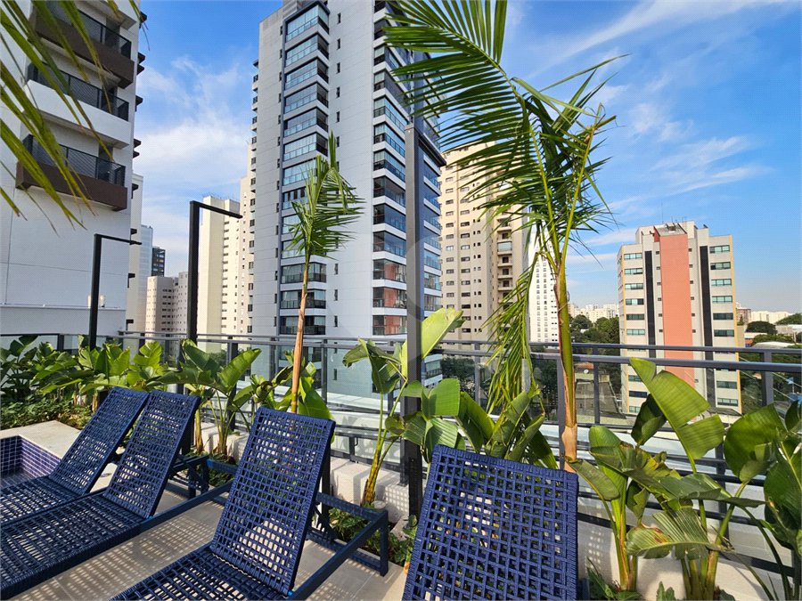 Apartamento à venda com 3 quartos, sendo 1 suíte, em Alto da Boa Vista, São Paulo, SP