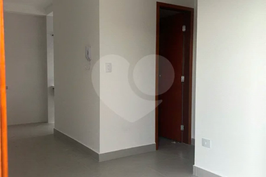 Casa à venda com 2 quartos, sendo 1 suíte, no condomínio Maracujas, São Paulo - SP