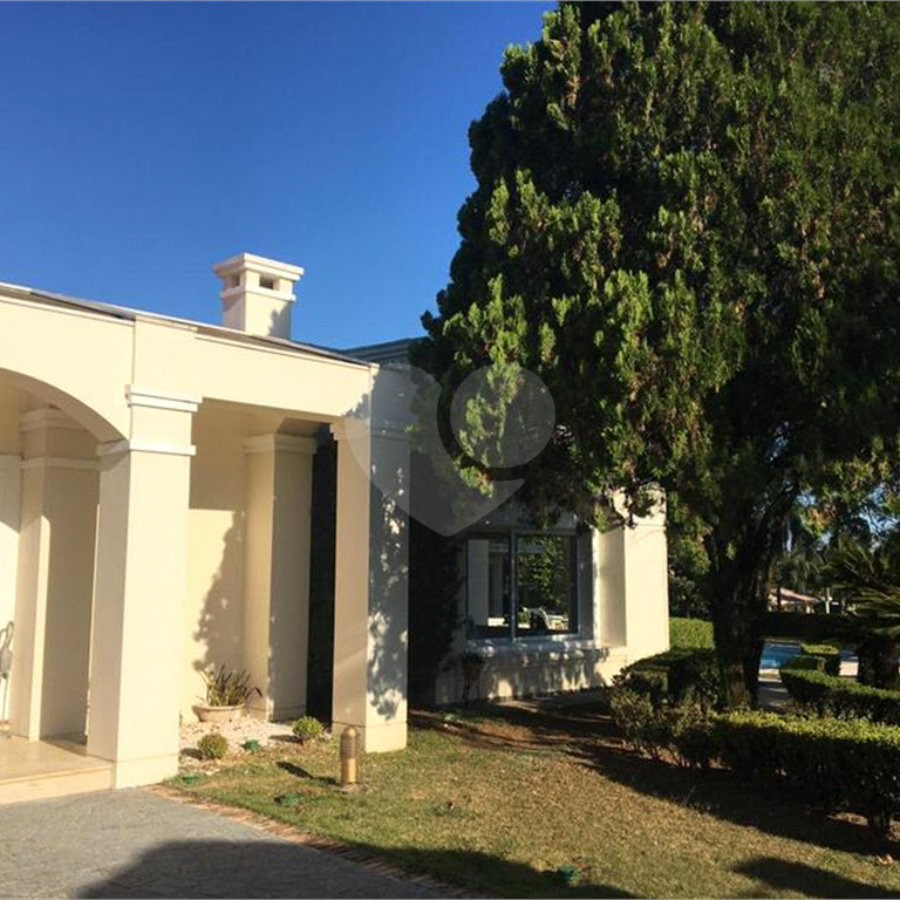 Casa à venda com 5 suítes no condomínio São Paulo, São Paulo - SP