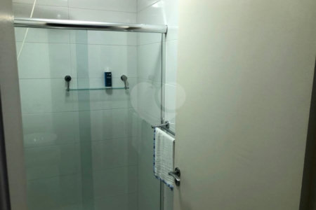 Casa à venda com 3 quartos, sendo 1 suíte, no condomínio Dolce Villa Anália Franco, São Paulo - SP