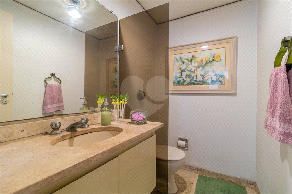 Apartamento à venda com 4 quartos, sendo 1 suíte,  em Brooklin, São Paulo, SP
