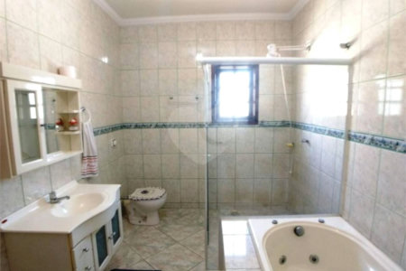 Casa à venda com 3 suítes em Vista Alegre, Vinhedo, SP