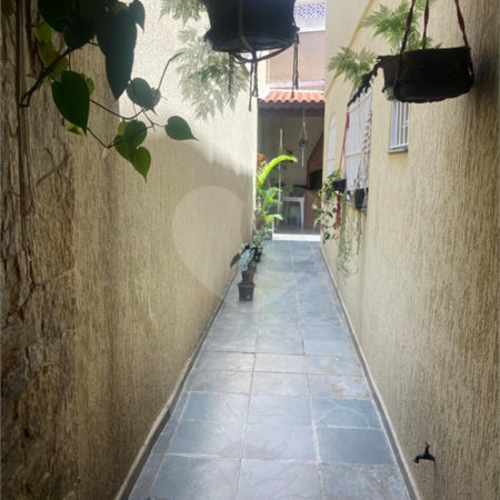 Casa à venda com 3 quartos, sendo 1 suíte, em Jardim Pinheiros, São Paulo, SP