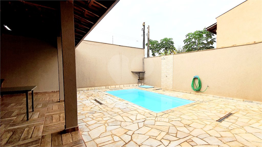 Casa de Vila à venda com 2 quartos, sendo 1 suíte,  em Residencial e Comercial Palmares, Ribeirão Preto, SP