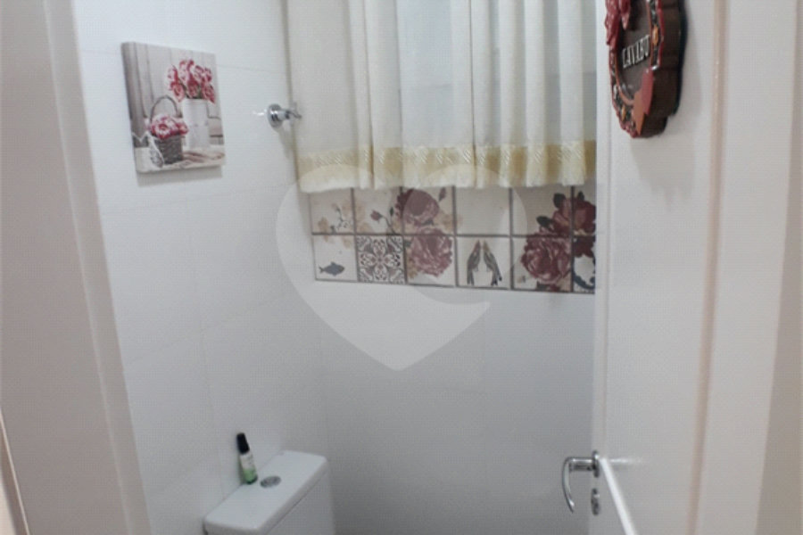 Sobrado à venda com 3 suítes em Horto Florestal, São Paulo, SP