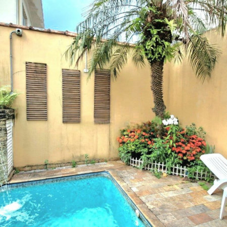 Casa com 3 dormitórios à venda, 182 m² por R$ 1.390.000,00 - Campo Grande - Santos/SP