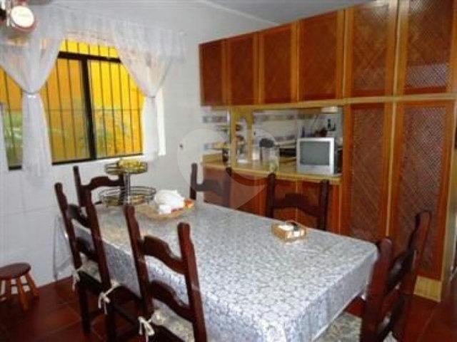 Sobrado à venda com 3 quartos, sendo 1 suíte,  em Parada Inglesa, São Paulo, SP