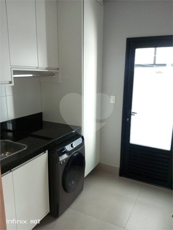 Casa à venda ou para alugar com 3 suítes no condomínio Residencial Central Parque, Salto - SP