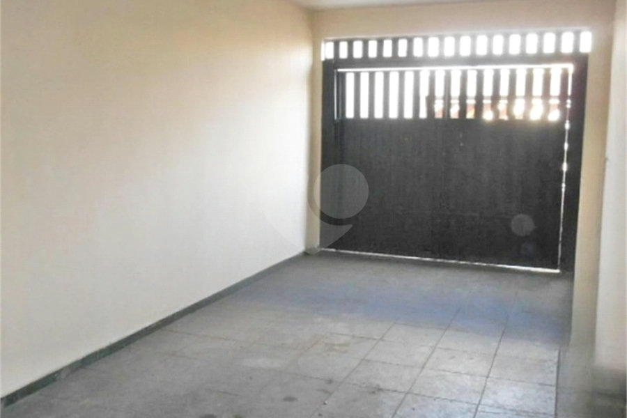 Sobrado à venda com 3 quartos, sendo 1 suíte,  em Santa Terezinha, São Paulo, SP