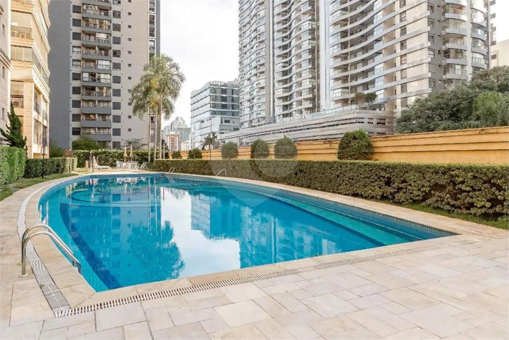 Apartamento à venda com 3 quartos, sendo 2 suítes, em Brooklin Paulista, São Paulo, SP
