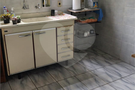 Chácara à venda com 4 quartos, sendo 3 suítes, em Pinheirinho, Vinhedo, SP