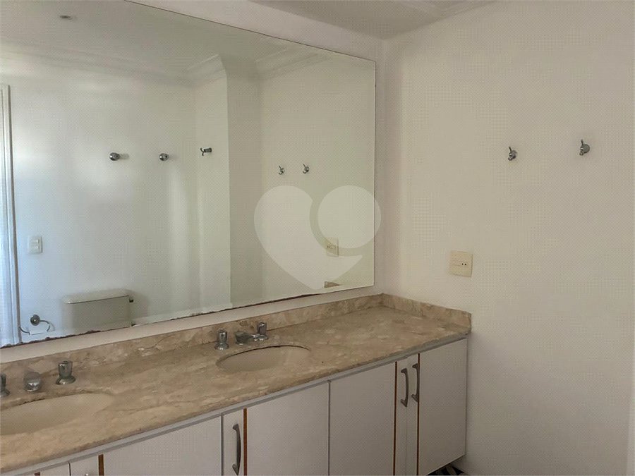 Apartamento à venda com 3 suítes em Vila Galvão, Guarulhos, SP