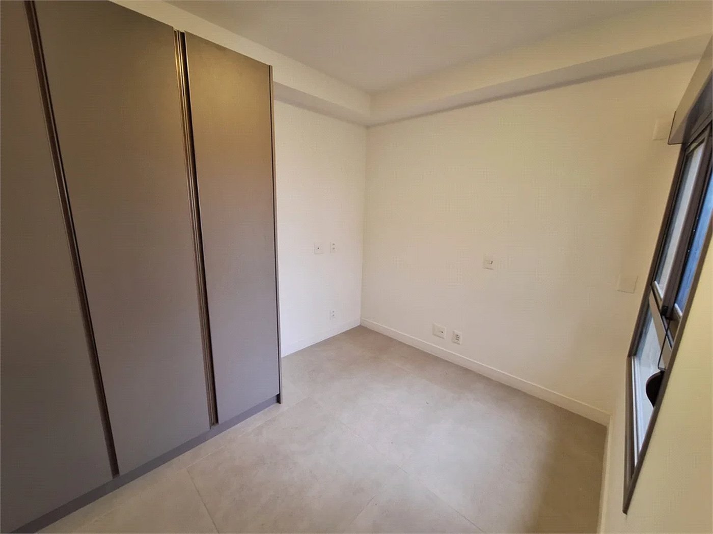 Apartamento para alugar com 3 suítes em Sumarezinho, São Paulo, SP