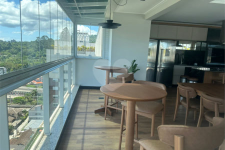 Apartamento à venda ou para alugar com 2 suítes em Itacorubi, Florianópolis, SC