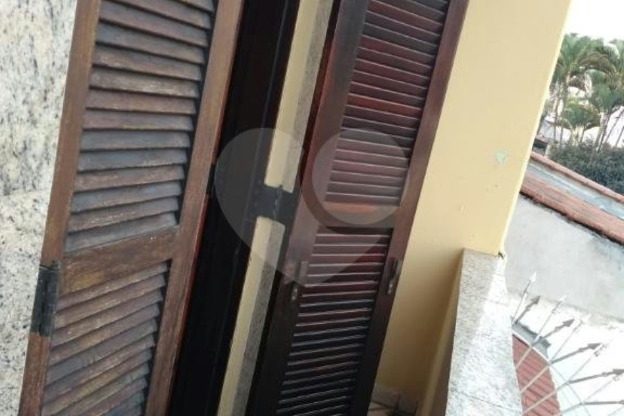 Sobrado à venda com 3 quartos, sendo 1 suíte, em Vila Guilherme, São Paulo, SP