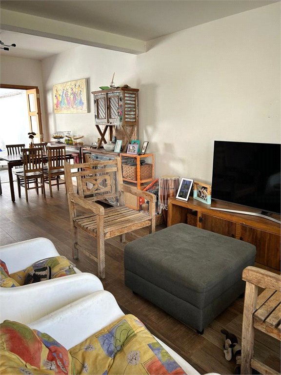 Casa à venda com 4 quartos, sendo 2 suítes, em Planalto Paulista, São Paulo, SP