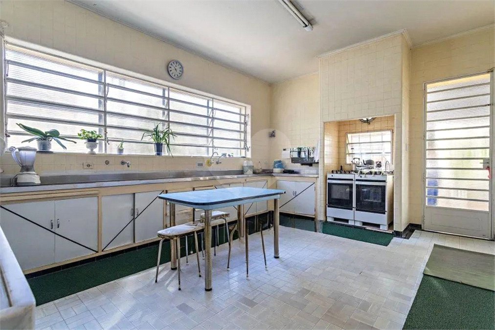 Casa à venda com 3 quartos, sendo 1 suíte, em Jardim Paulista, São Paulo, SP