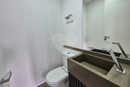 Apartamento à venda com 4 quartos, sendo 2 suítes,  em Jardim Vazani, São Paulo, SP