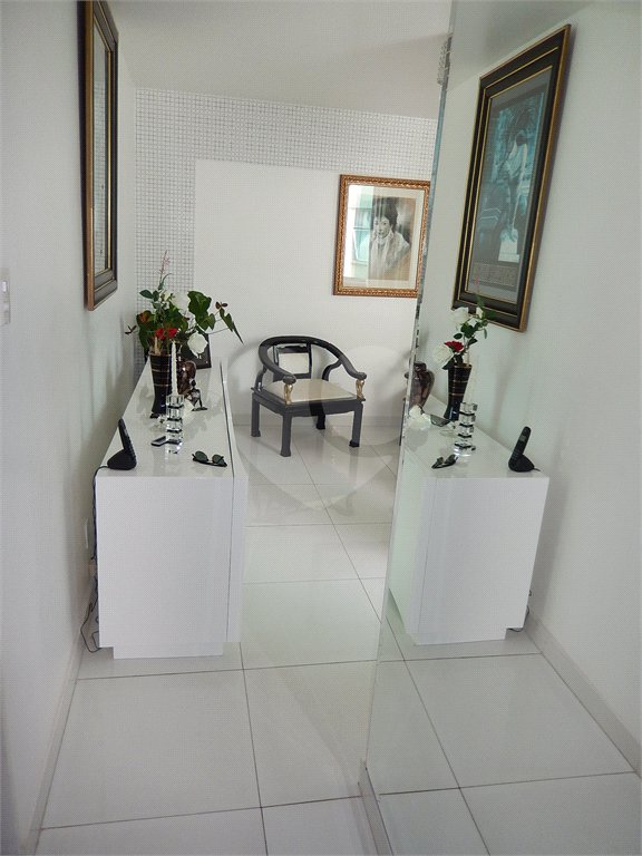 Apartamento à venda com 2 quartos em Copacabana, Rio de Janeiro, RJ