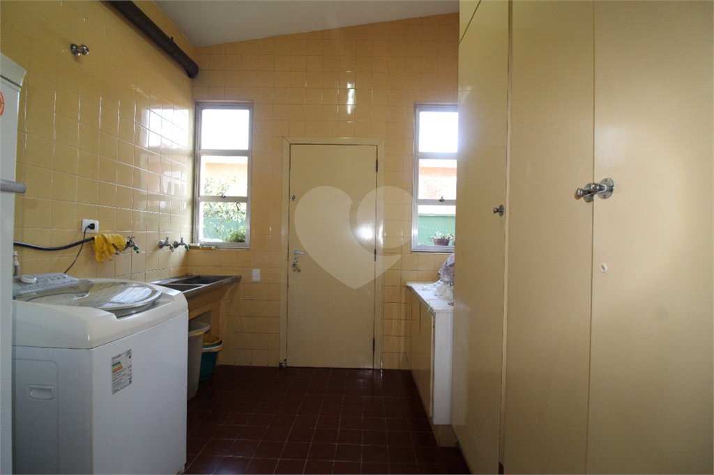 Casa à venda com 4 suítes em Jardim Leonor, São Paulo, SP