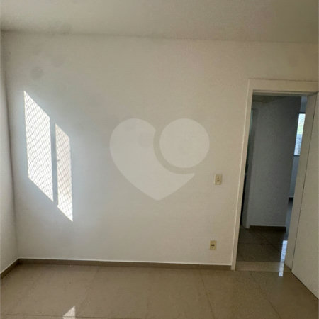 Apartamento para alugar com 2 quartos em Campo Grande, Rio de Janeiro, RJ