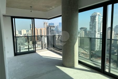 Apartamento à venda com 3 suítes em Vila Olímpia, São Paulo, SP