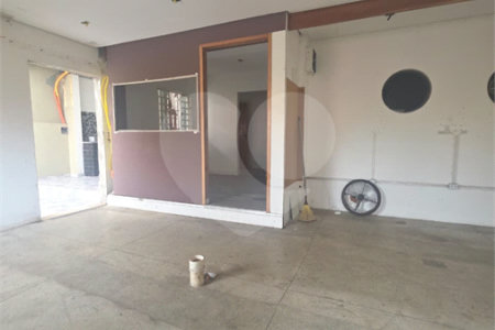Sobrado para alugar com 3 quartos, sendo 1 suíte, em Vila Valparaíso, Santo André, SP