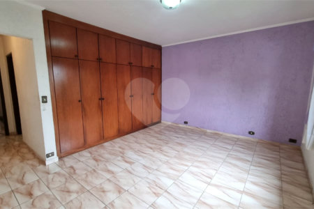 Sobrado à venda com 4 quartos em Vila Dom Pedro II, São Paulo, SP