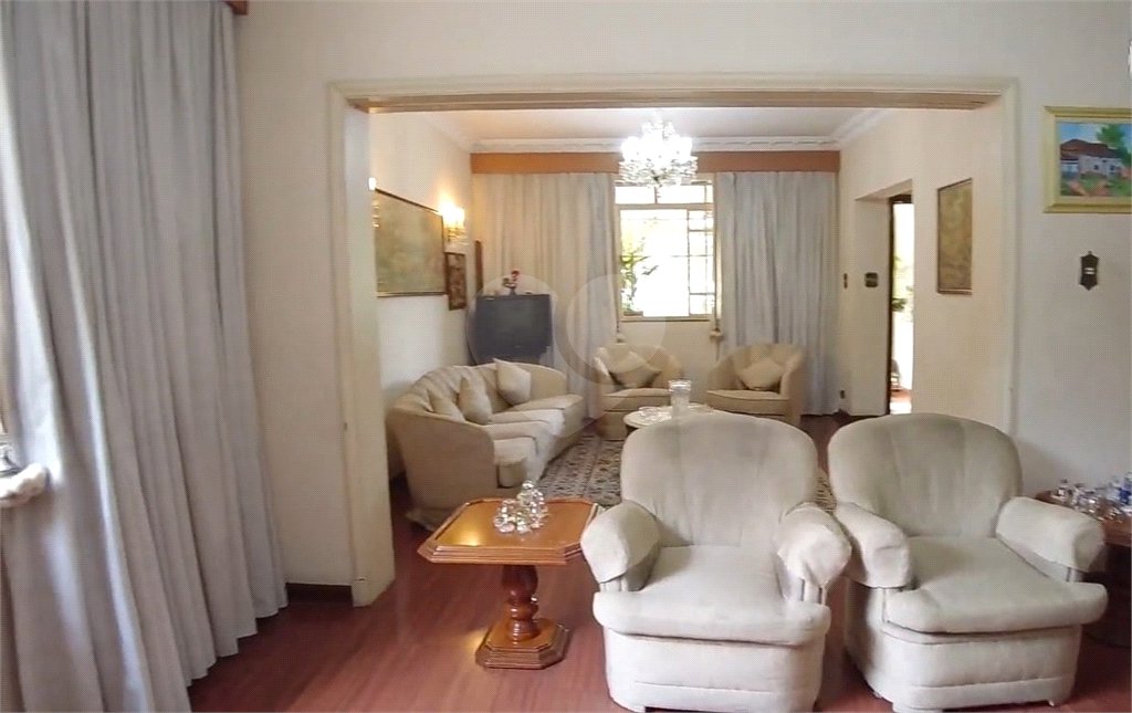 Sobrado à venda com 3 quartos, sendo 2 suítes, em Santana, São Paulo, SP