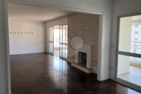 Apartamento à venda com 3 suítes em Vila Suzana, São Paulo, SP