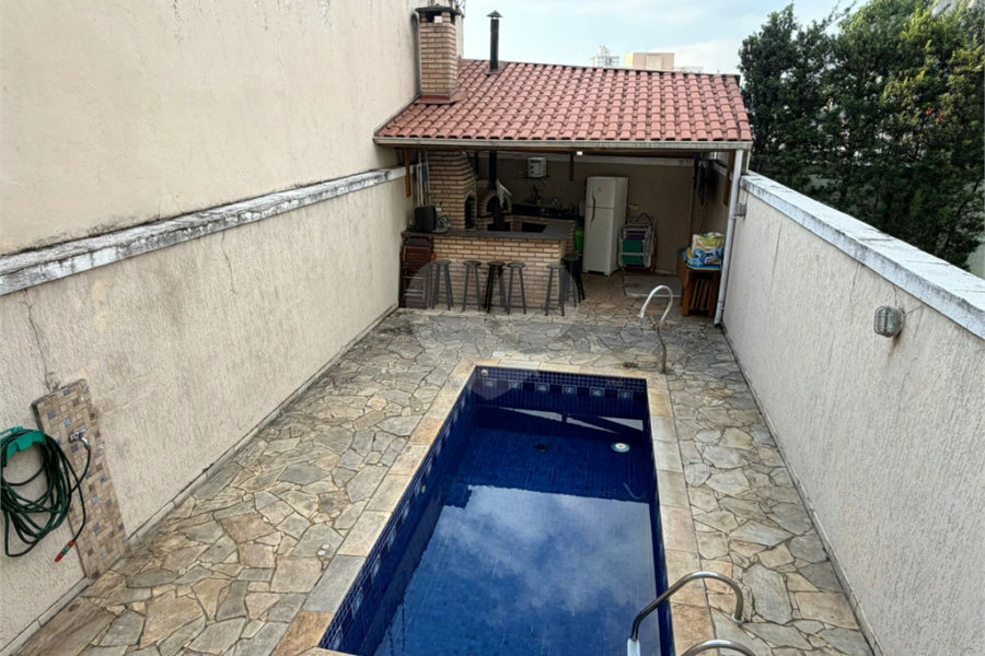 Sobrado à venda com 3 quartos, sendo 2 suítes, em Santana, São Paulo, SP