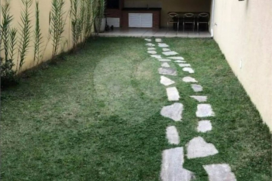 Sobrado à venda com 3 quartos, sendo 1 suíte, em Jaçanã, São Paulo, SP
