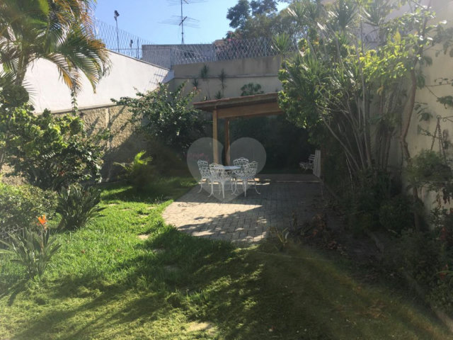 Sobrado à venda com 3 quartos, sendo 1 suíte,  em Jardim São Paulo(zona Norte), São Paulo, SP