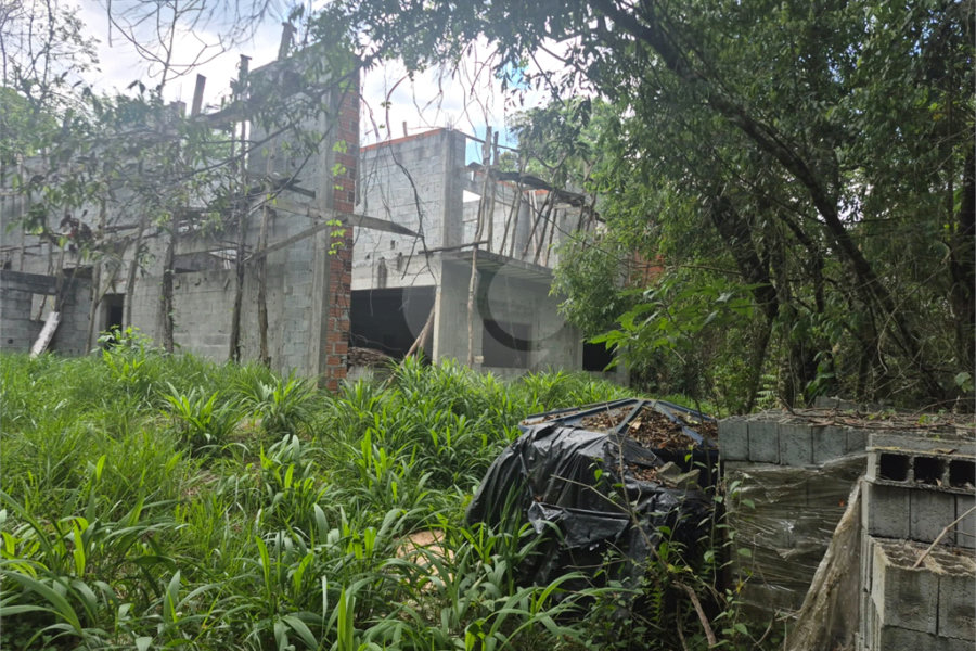 Terreno à venda no condomínio Alpes da Cantareira, Mairiporã - SP