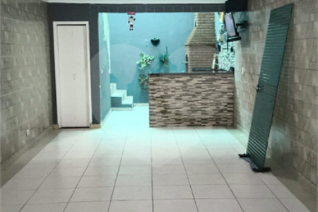 Sobrado à venda com 3 suítes em Vila Carrão, São Paulo, SP