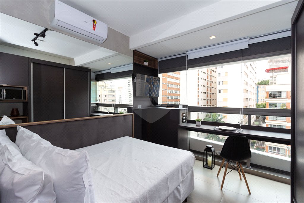 Apartamento à venda ou para alugar com 1 quarto em Pinheiros, São Paulo, SP