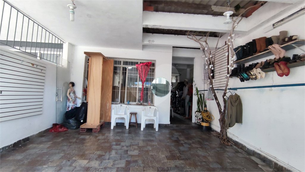 Casa à venda com 3 quartos, sendo 1 suíte, em Mirandópolis, São Paulo, SP