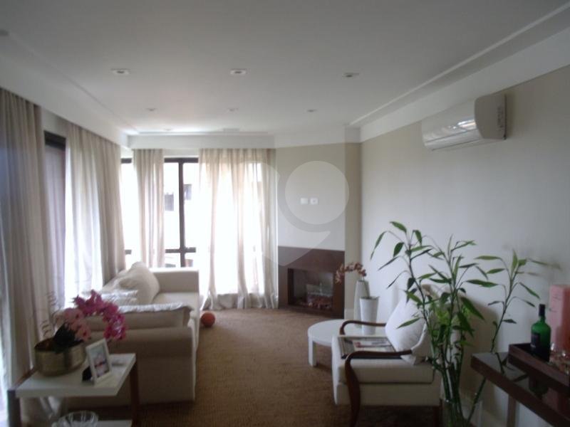 Apartamento à venda com 4 suítes em Jardim Vitória Régia, São Paulo, SP
