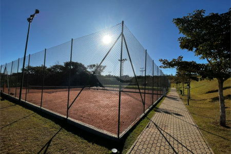 Casa à venda com 3 suítes no condomínio Portal dos Bandeirantes, Salto - SP