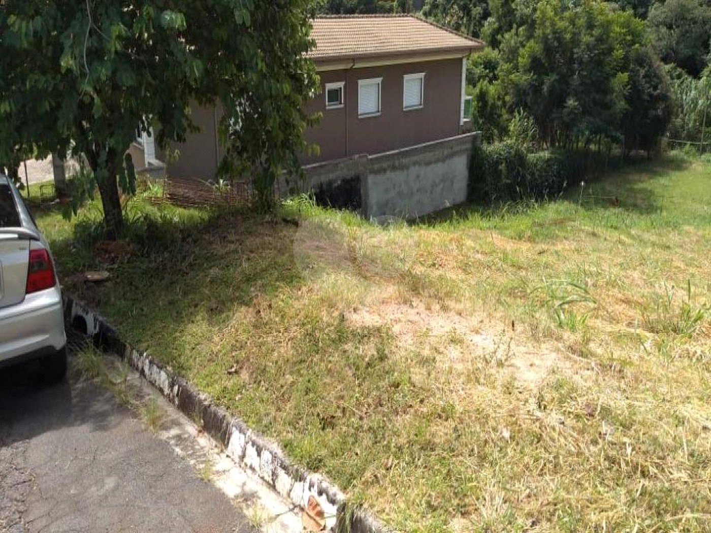 Terreno à venda no condomínio Terras de São Francisco, Vinhedo - SP